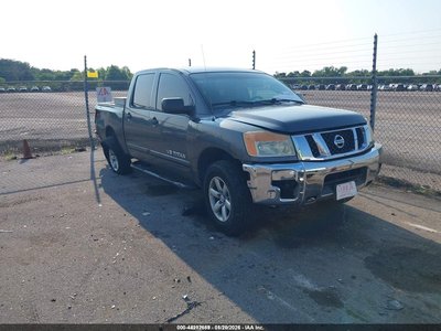 1N6AA0EK6CN****** 2012 Nissan Titan