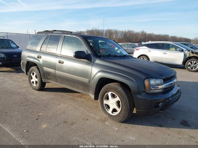 1GNDT13S452****** 2005 Chevrolet Trailblazer