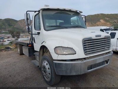 1FVACWFC7JH****** 2018 Freightliner M2