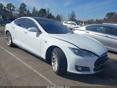 5YJSA1DP7DF****** 2013 Tesla Model S