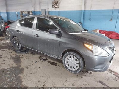 2019 Nissan Versa