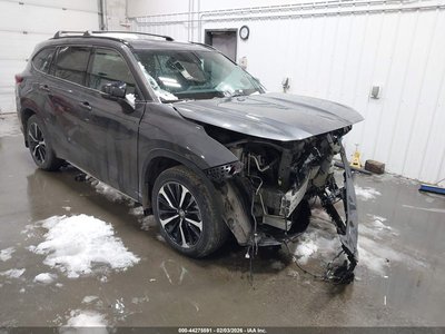 5TDJZRBH2NS****** 2022 Toyota Highlander