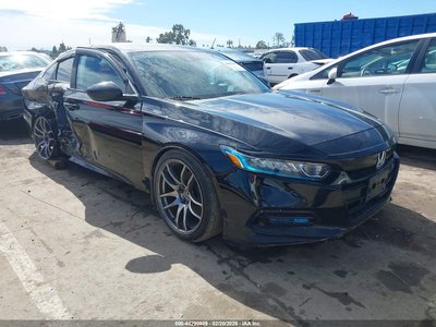1HGCV1F3XKA****** 2019 Honda Accord