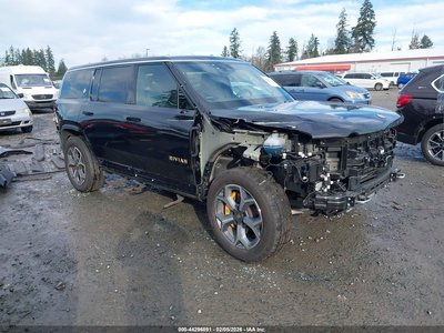 7PDSGABA9PN****** 2023 Rivian R1S