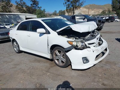 5YFBU4EE8DP****** 2013 Toyota Corolla