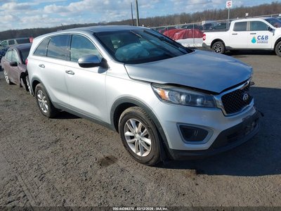 5XYPG4A35HG****** 2017 Kia Sorento