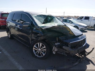 KNDME5C15H6****** 2017 Kia Sedona