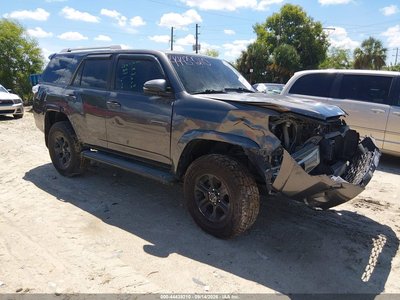 JTEBU5JR3H5****** 2017 Toyota 4Runner