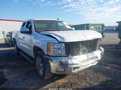 1GCRKSE74DZ****** 2013 Chevrolet Silverado 1500