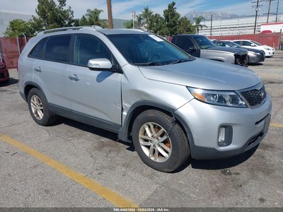 5XYKT3A66EG****** 2014 Kia Sorento