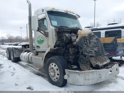 1XPBDP9X2GD****** 2016 Peterbilt 579