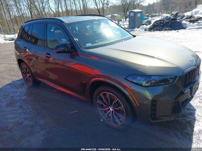 5UX33EU02T9****** 2026 BMW X5