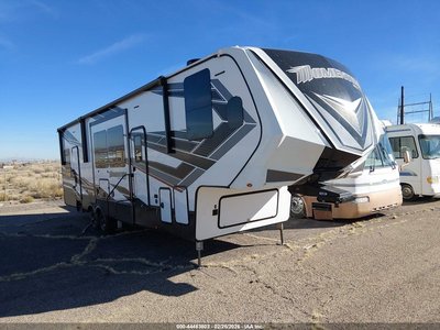 573FM4120N1****** 2022 Grand Design Recreational Momentum