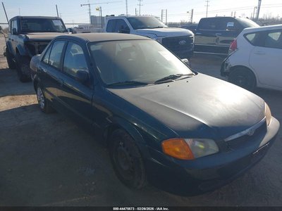 JM1BJ2222Y0****** 2000 Mazda Protege