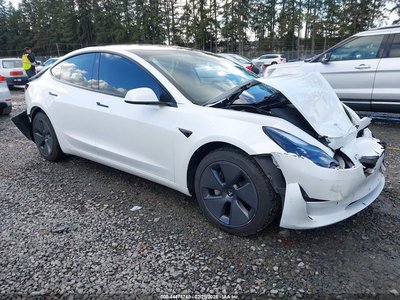 5YJ3E1EB3NF****** 2022 Tesla Model 3