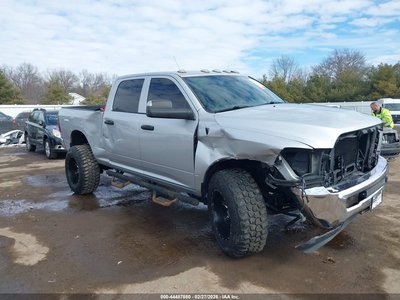 3C6UR5CJ4HG****** 2017 RAM 2500
