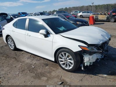 4T1C11AK2NU****** 2022 Toyota Camry