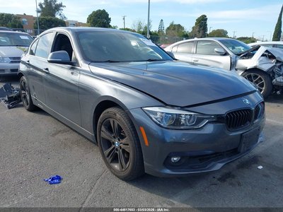 WBA8B9G58JN****** 2018 BMW 3 Series