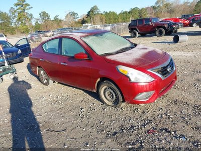 2019 Nissan Versa
