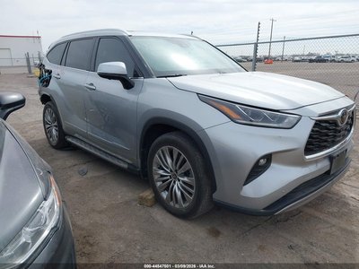 2023 Toyota Highlander