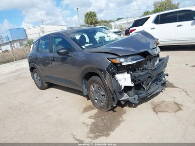 2025 Nissan Kicks