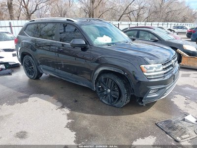 1V2LR2CA7JC****** 2018 Volkswagen Atlas