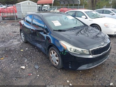 3KPFK4A7XJE****** 2018 Kia Forte