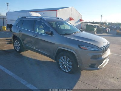 1C4PJMJS9HW****** 2017 Jeep Cherokee