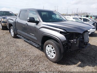 5TFLA5AB2SX****** 2025 Toyota Tundra
