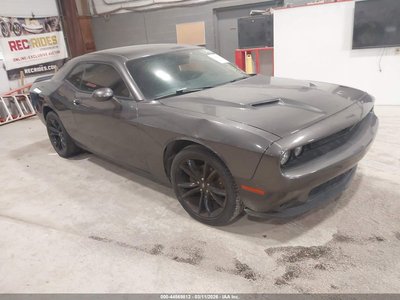 2C3CDZAG0JH****** 2018 Dodge Challenger
