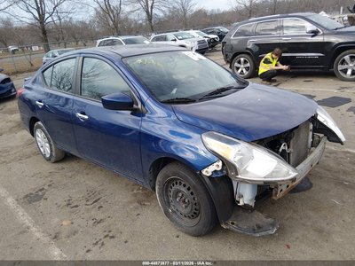 3N1CN7AP5JL****** 2018 Nissan Versa