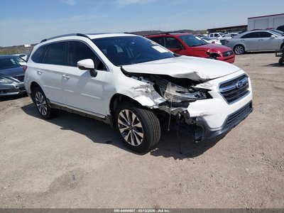 4S4BSATC4J3****** 2018 Subaru Outback