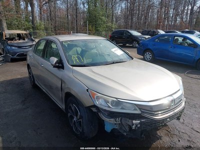 1HGCR2F32GA****** 2016 Honda Accord