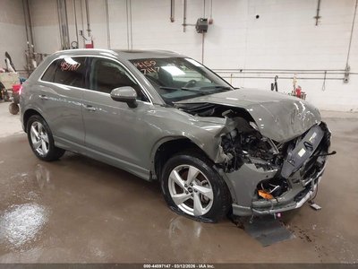 WA1AUCF37M1****** 2021 Audi Q3