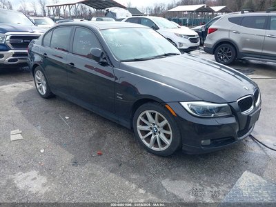 WBAPK5C58BA****** 2011 BMW 3 Series