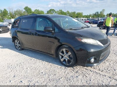 5TDXK3DC5CS****** 2012 Toyota Sienna
