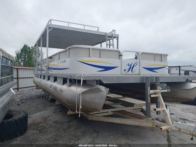 MAU0130***** 1974 Maure Pontoon