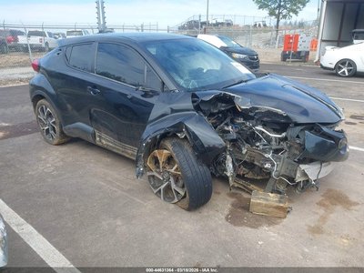 NMTKHMBX5KR****** 2019 Toyota C-HR