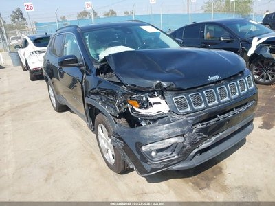 3C4NJDBB9JT****** 2018 Jeep Compass