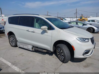 2C4RC1BG1MR****** 2021 Chrysler Pacifica