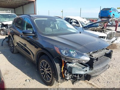 1FMCU0KZ3NU****** 2022 Ford Escape Plug-In Hybrid