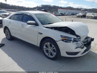 2015 Ford Taurus