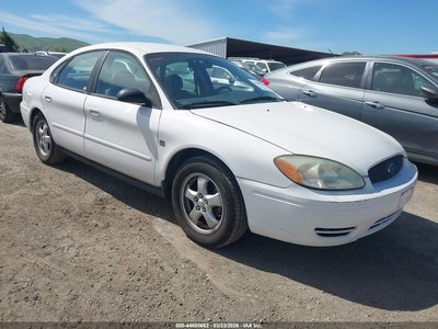 2004 Ford Taurus