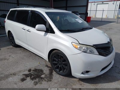 5TDYK3DC3BS****** 2011 Toyota Sienna
