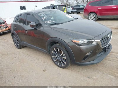 JM1DKFC77K0****** 2019 Mazda CX-3