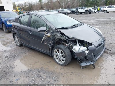 JTDKDTB34H1****** 2017 Toyota Prius C