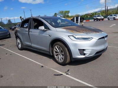 5YJXCAE21JF****** 2018 Tesla Model X