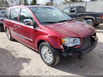 2014 Chrysler Town & Country