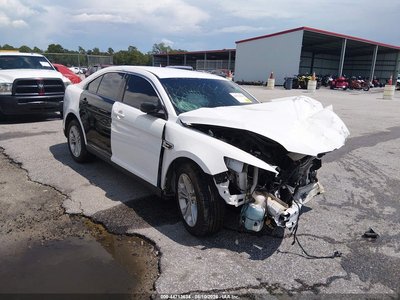 1FAHP2D81KG****** 2019 Ford Taurus
