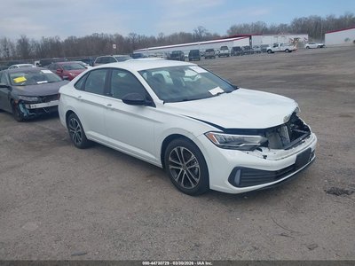 3VWBM7BU4RM****** 2024 Volkswagen Jetta